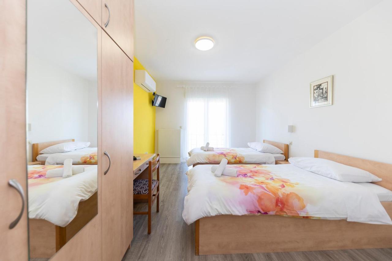 Guesthouse Villa Irena Zadar Eksteriør billede