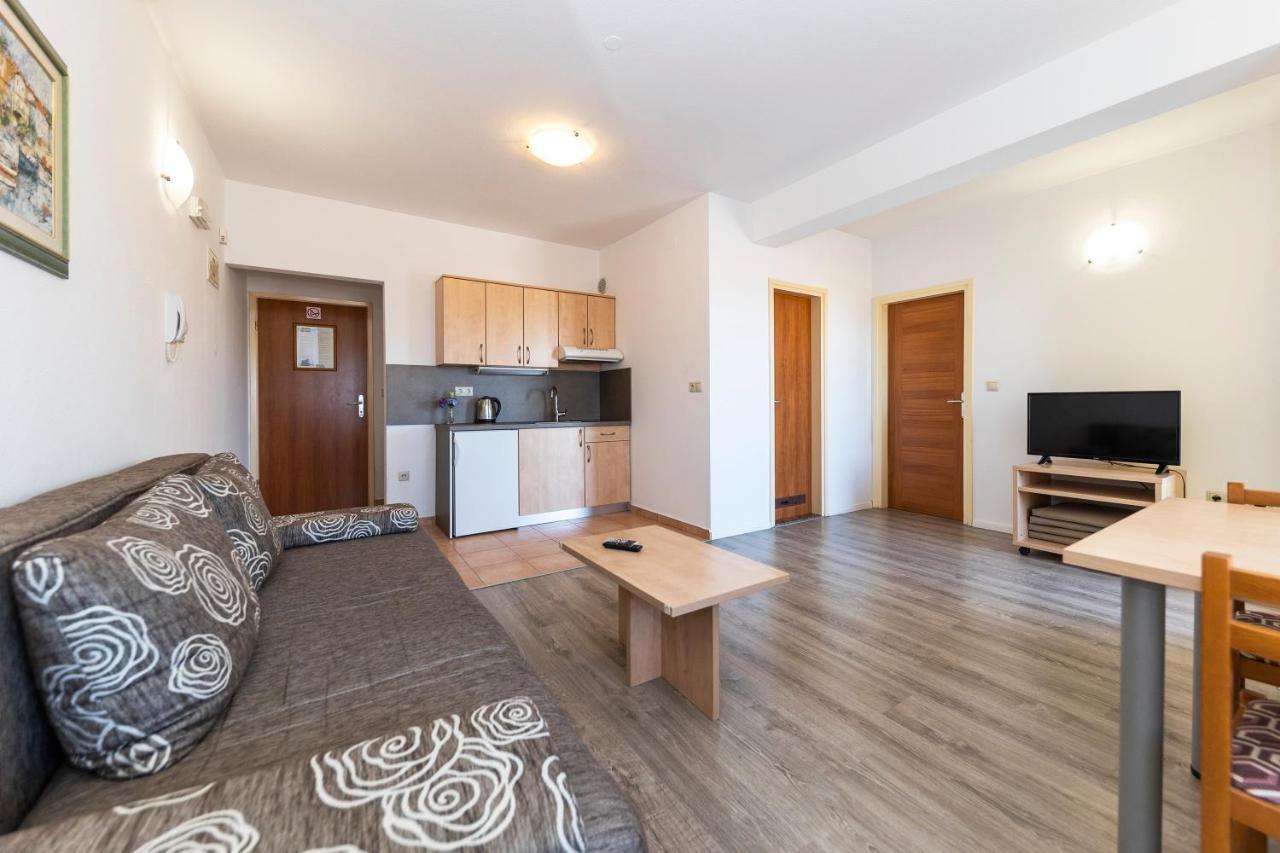 Guesthouse Villa Irena Zadar Eksteriør billede