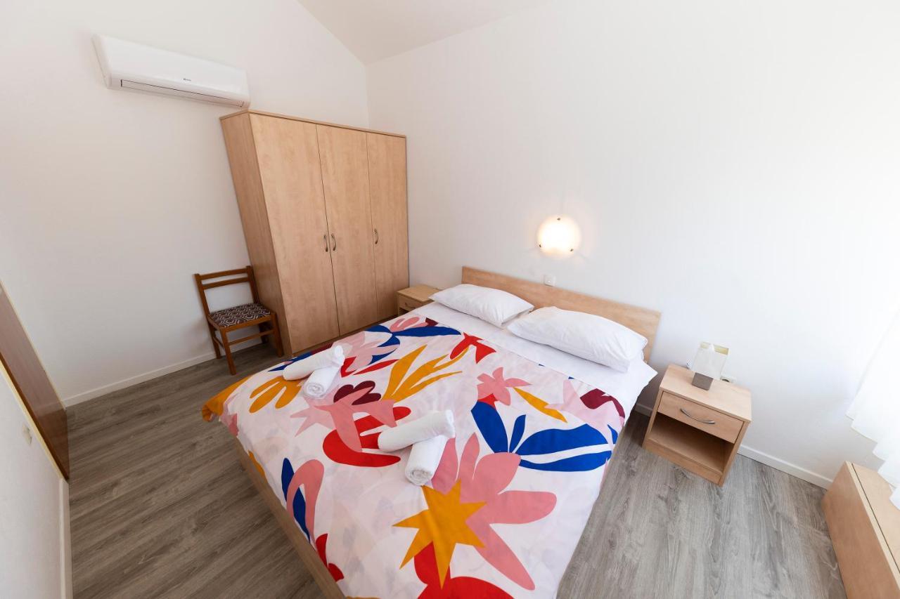 Guesthouse Villa Irena Zadar Eksteriør billede