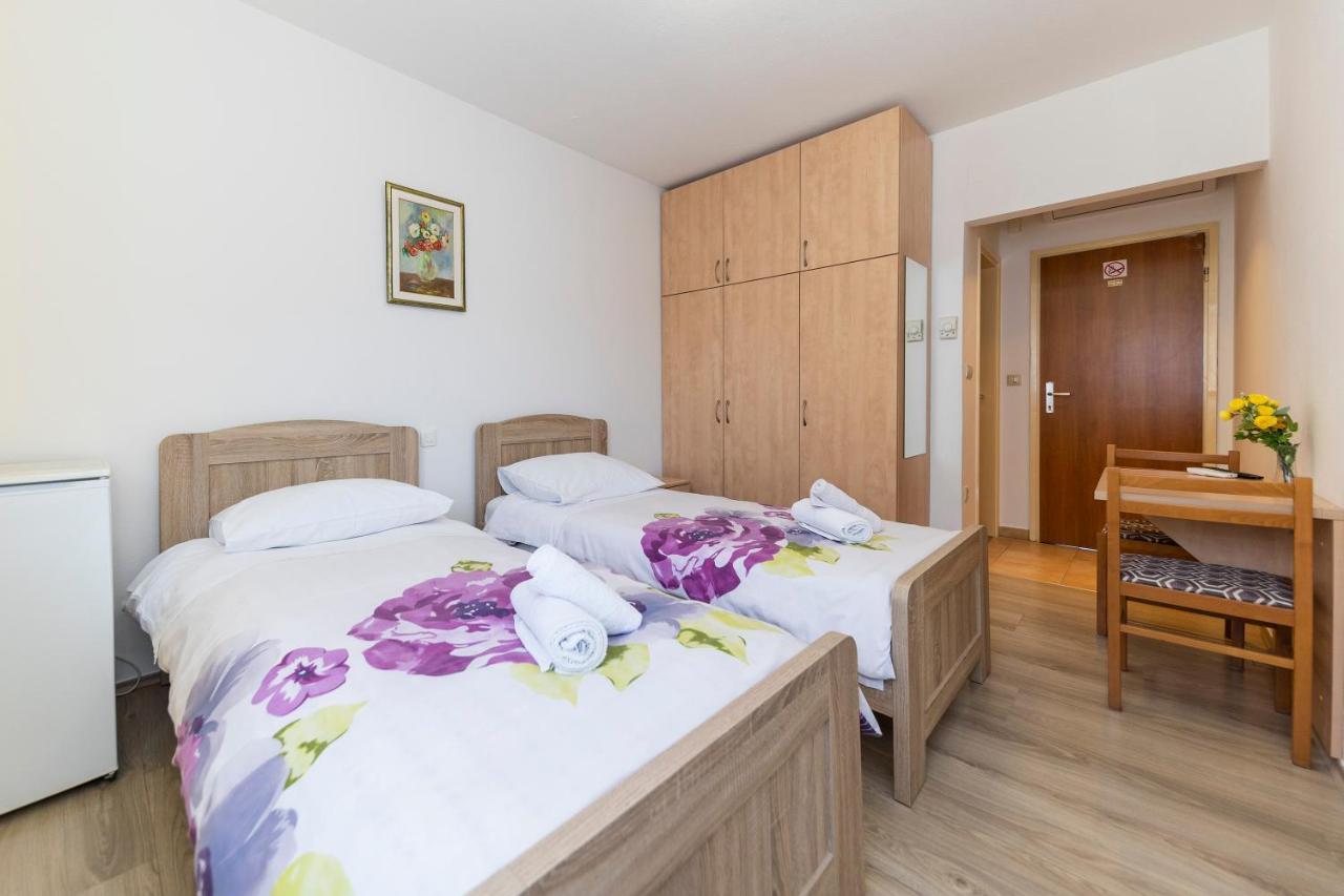 Guesthouse Villa Irena Zadar Eksteriør billede