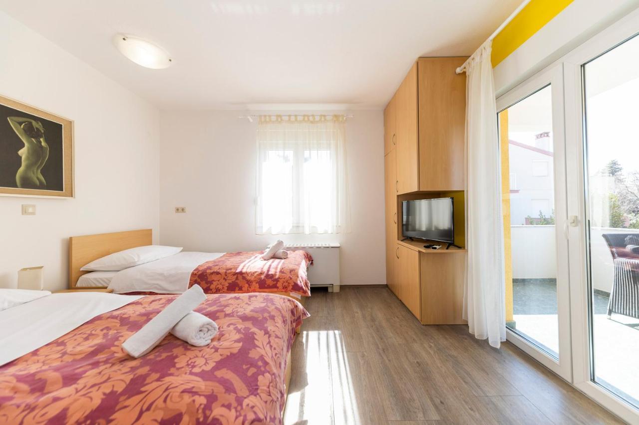 Guesthouse Villa Irena Zadar Eksteriør billede