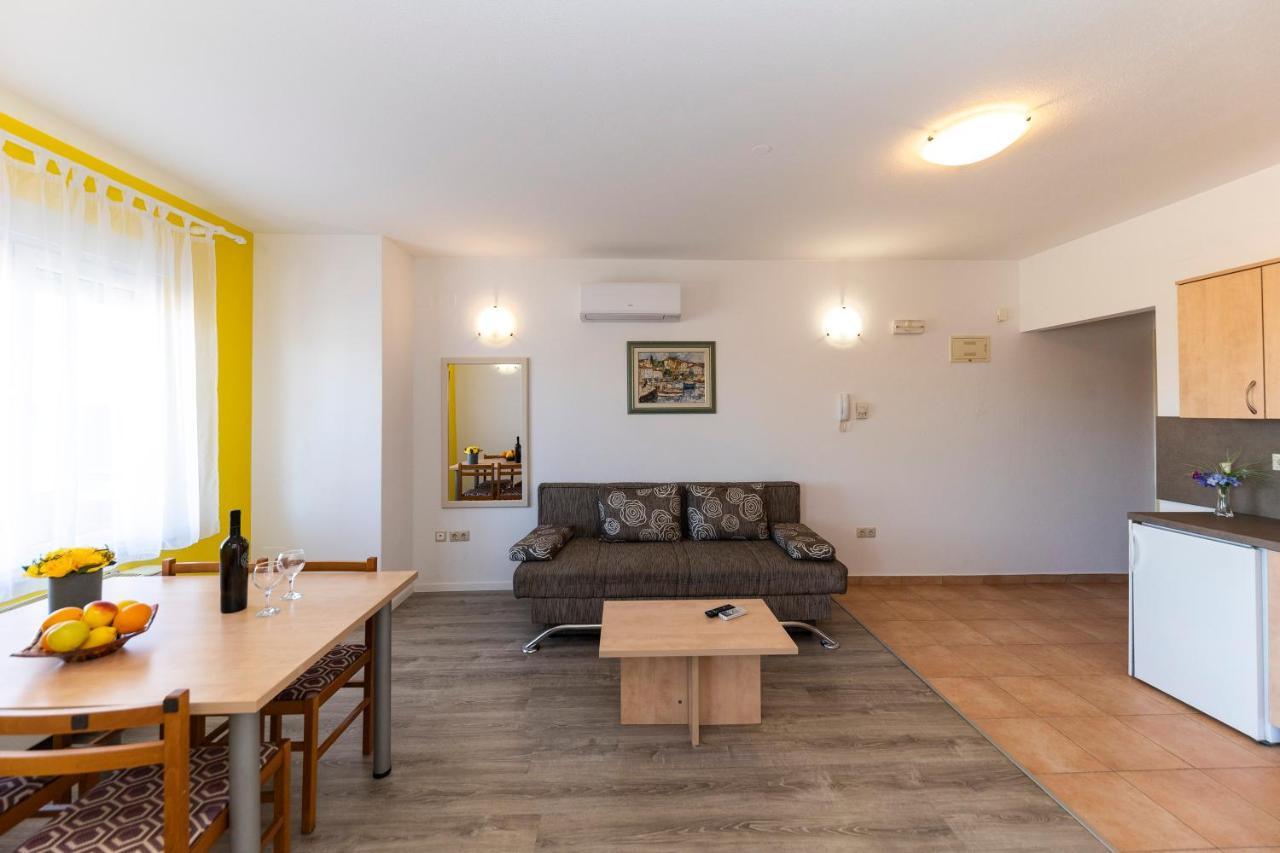 Guesthouse Villa Irena Zadar Eksteriør billede