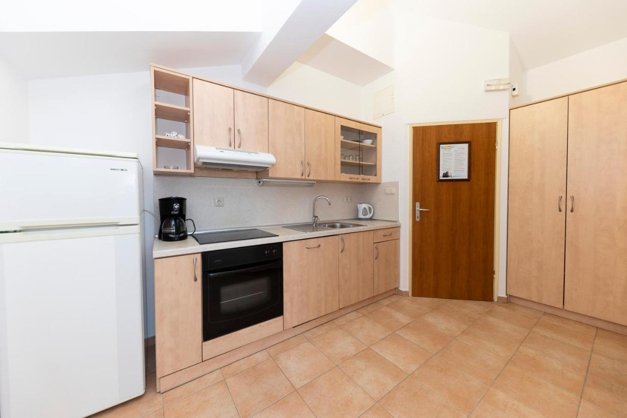 Guesthouse Villa Irena Zadar Eksteriør billede